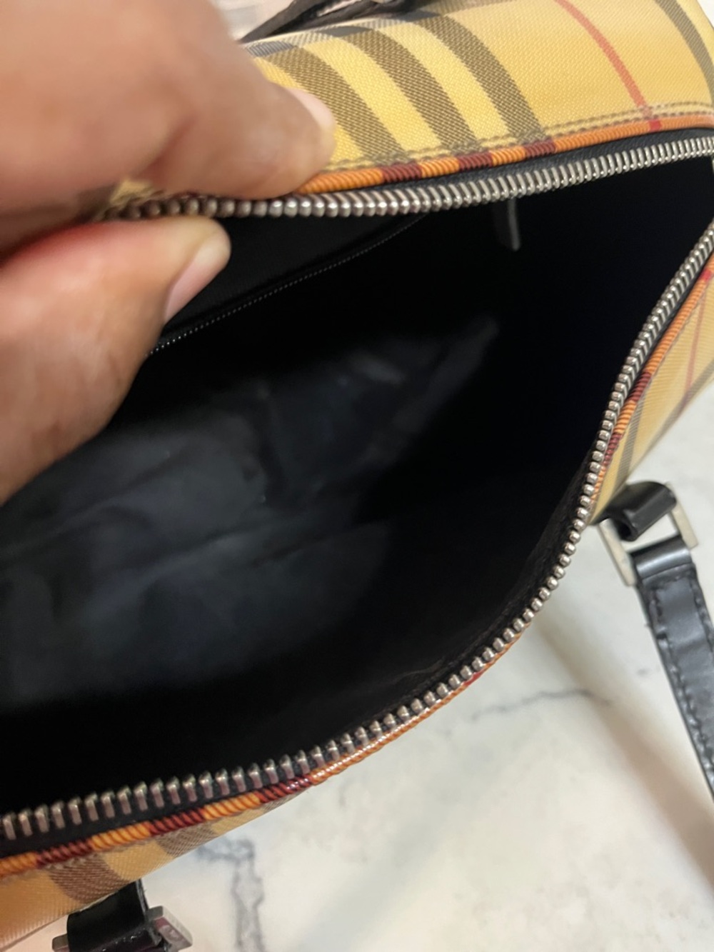Burberry Beige Plaid Barrel Satchel with Black Trim - Picture 12 of 13